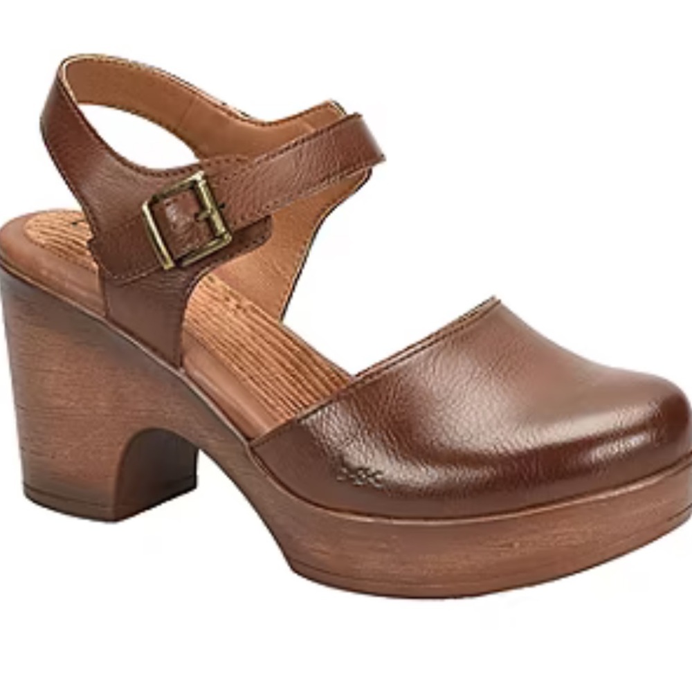 b.o.c. Brown Leather Clogs with Chunky Heel